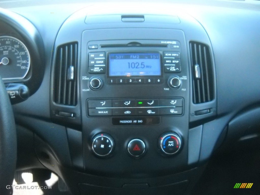 2009 Elantra Touring - Quicksilver / Black photo #17