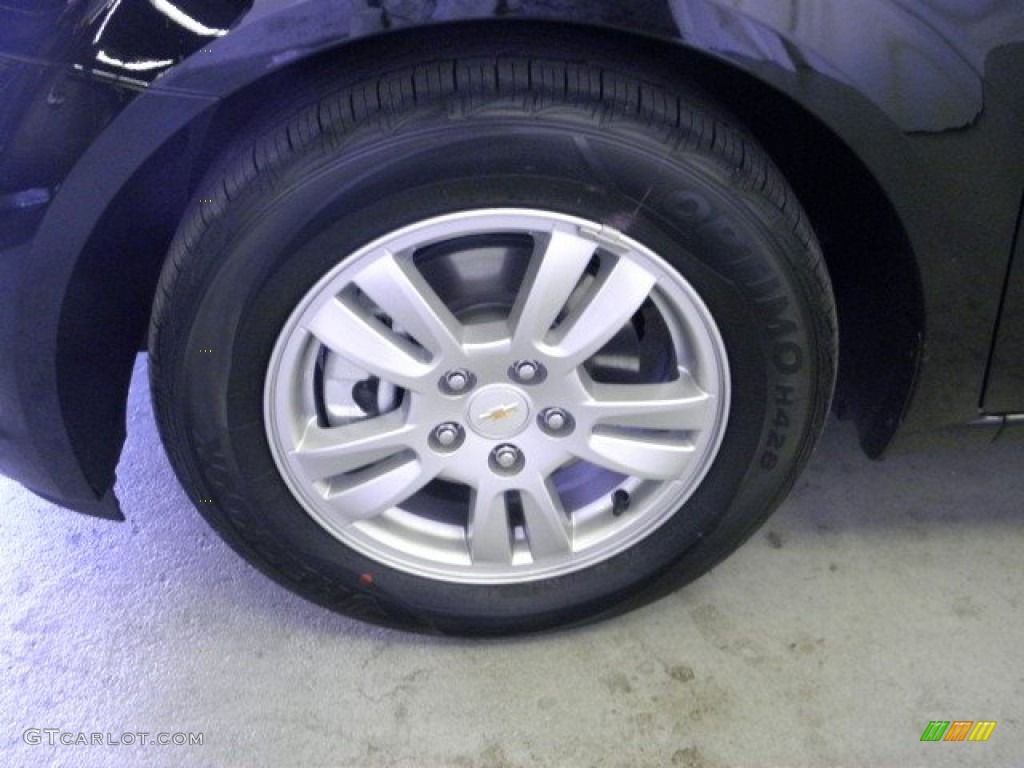 2012 Chevrolet Sonic LT Sedan Wheel Photo #55749807