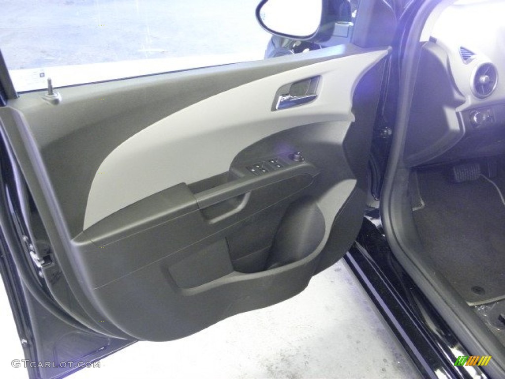 2012 Sonic LT Sedan - Black / Jet Black/Dark Titanium photo #5