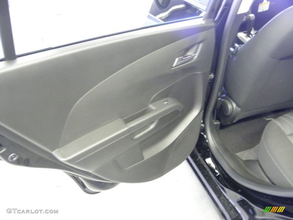 2012 Sonic LT Sedan - Black / Jet Black/Dark Titanium photo #11