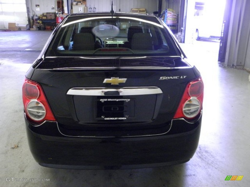 2012 Sonic LT Sedan - Black / Jet Black/Dark Titanium photo #14