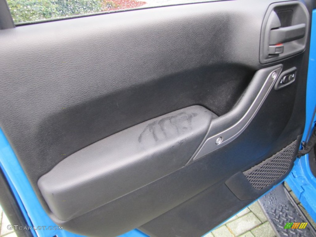 2011 Wrangler Sport S 4x4 - Cosmos Blue / Black photo #13