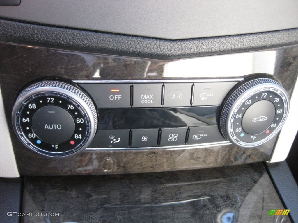 2010 Mercedes-Benz C 350 Sport Controls Photo #55752348
