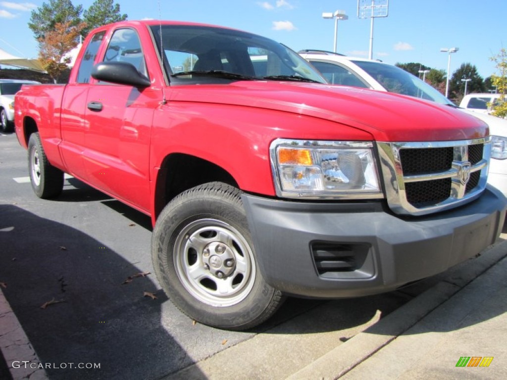 2008 Dakota ST Extended Cab - Flame Red / Dark Slate Gray/Medium Slate Gray photo #1