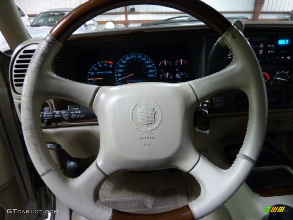 2000 Cadillac Escalade 4WD Neutral Shale Steering Wheel Photo #55757815