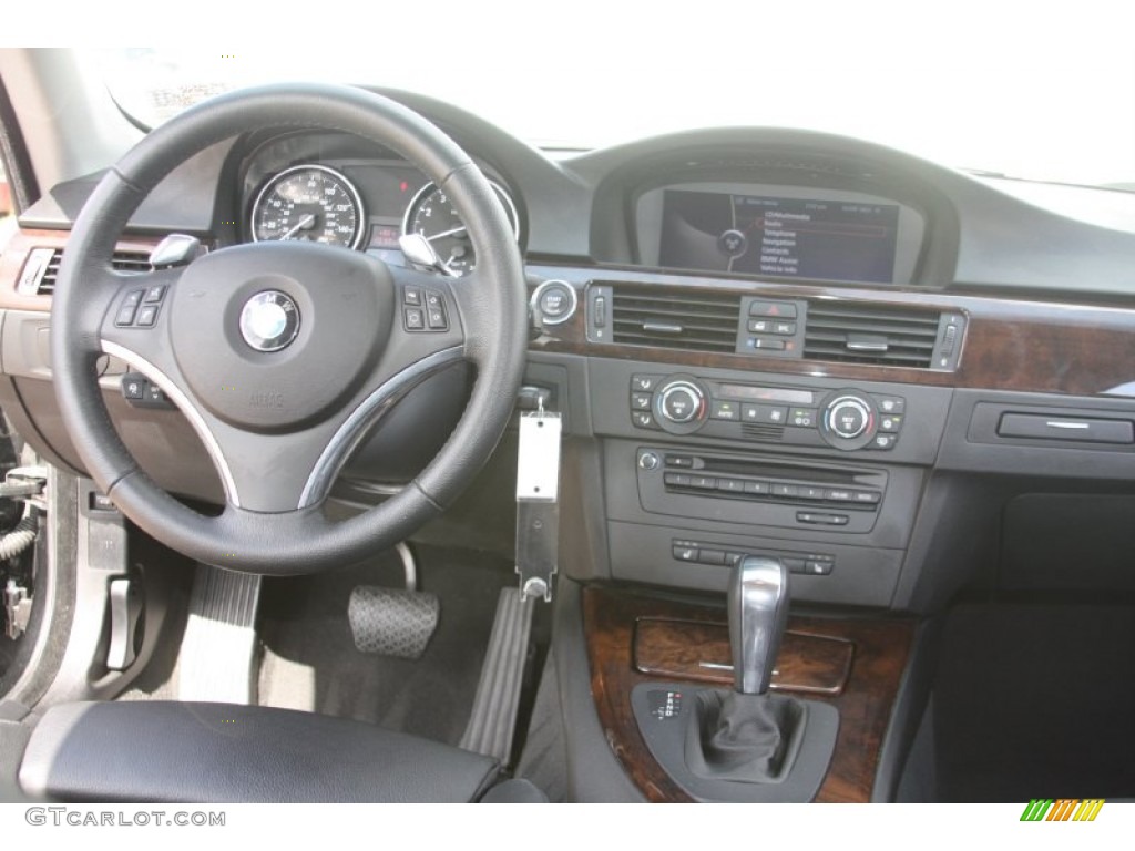 2009 3 Series 335i Coupe - Black Sapphire Metallic / Black photo #34