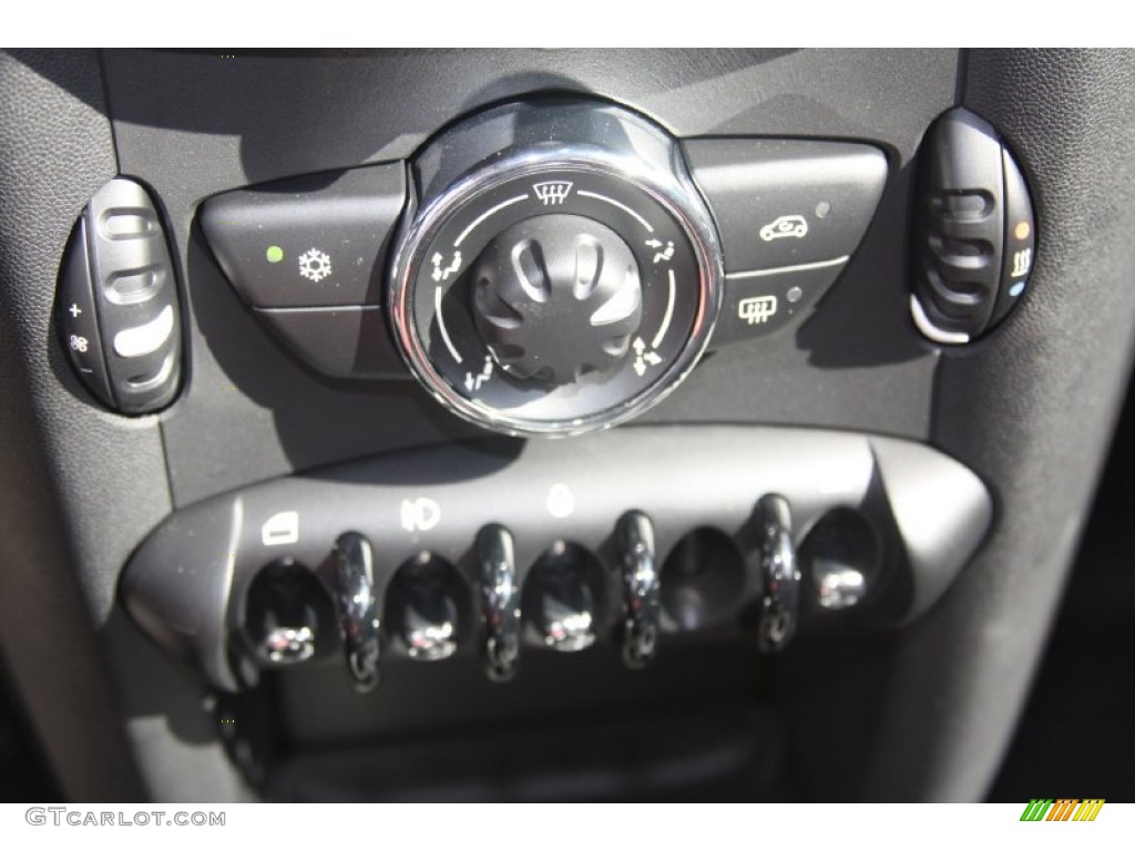2012 Mini Cooper S Hardtop Controls Photo #55761766