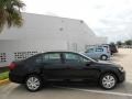 Black - Jetta SE Sedan Photo No. 8