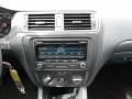 Black - Jetta SE Sedan Photo No. 17
