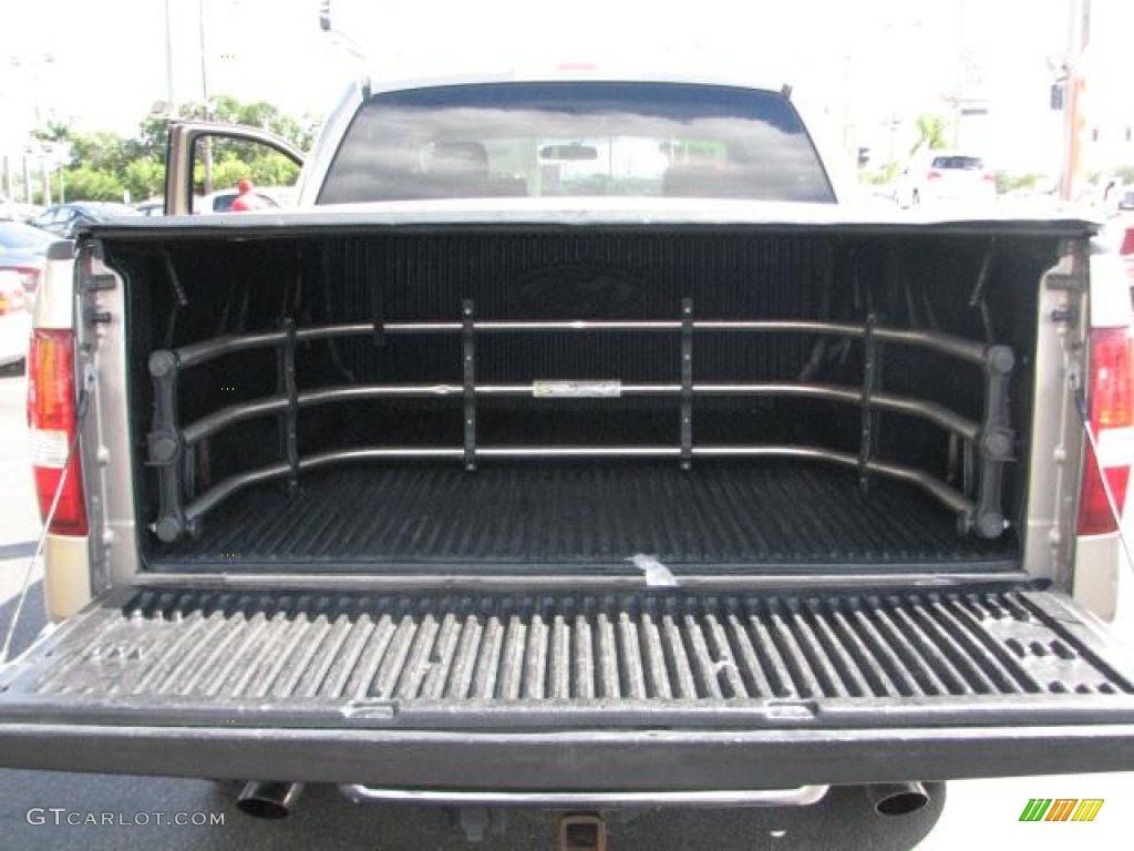 2006 F150 Lariat SuperCrew 4x4 - Arizona Beige Metallic / Tan photo #21