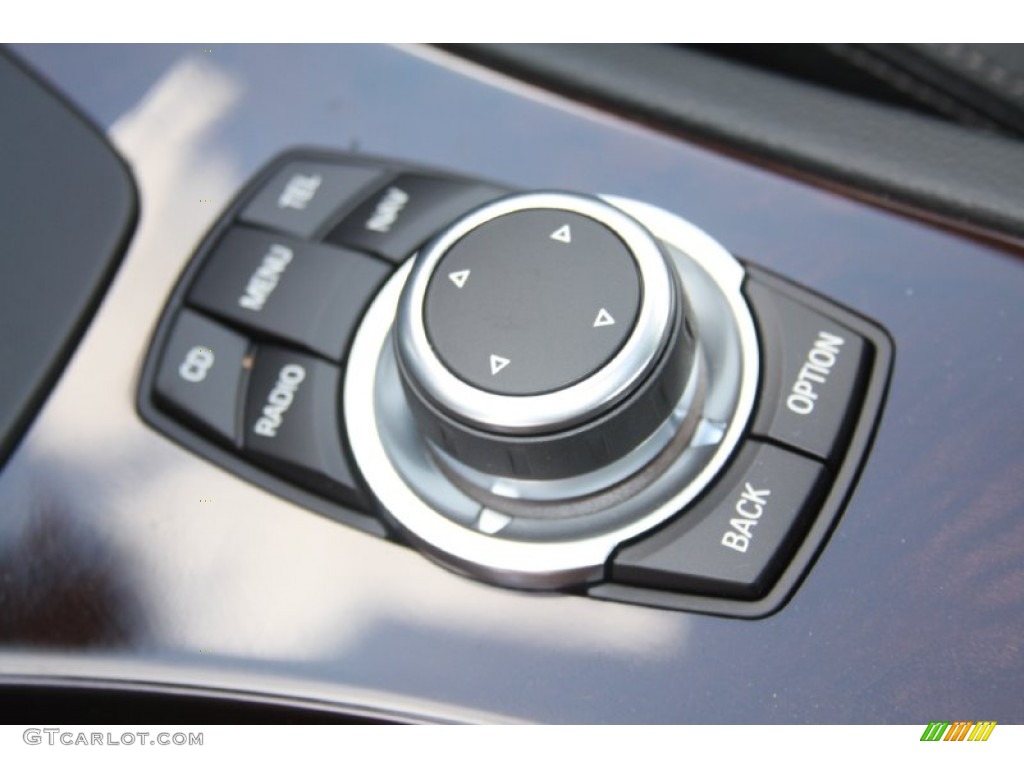 2011 BMW 3 Series 335i Sedan Controls Photo #55765070