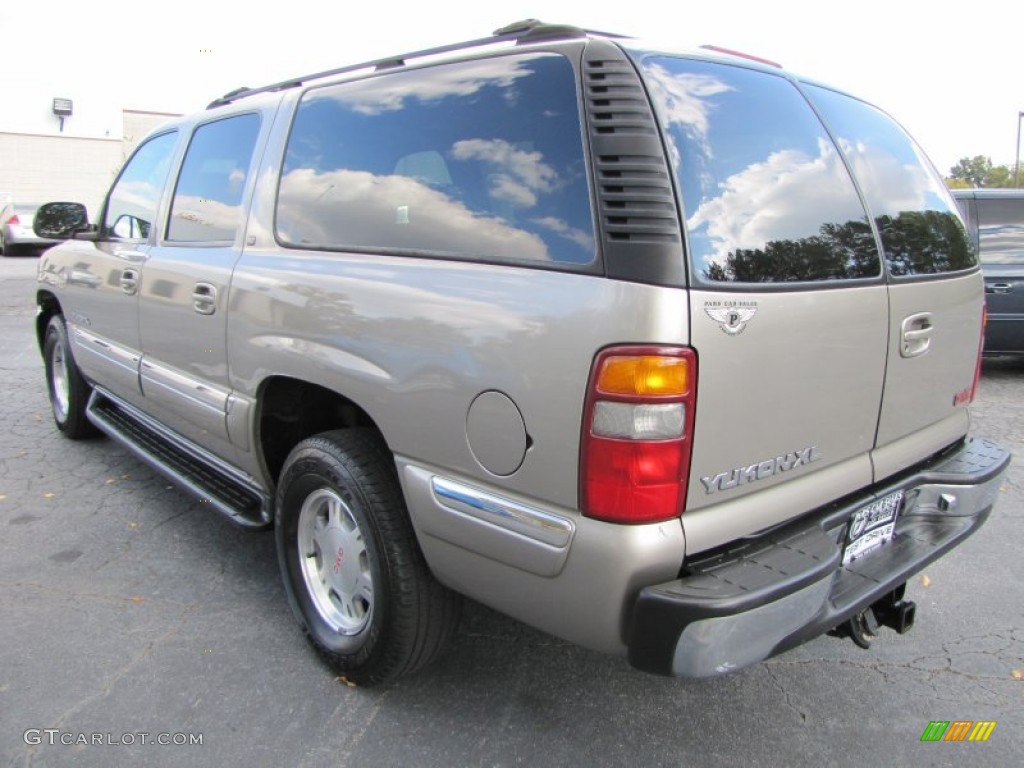 2001 Yukon XL SLT - Topaz Gold Metallic / Neutral Tan/Shale photo #2