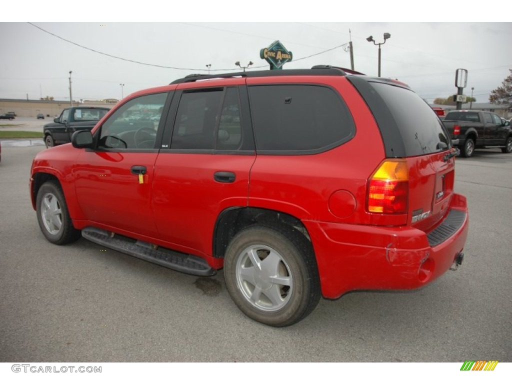 2002 Envoy SLE 4x4 - Fire Red / Medium Pewter photo #15