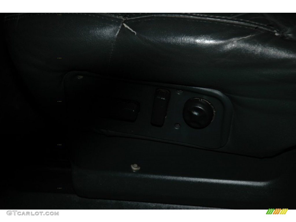 2001 Silverado 2500HD LT Extended Cab 4x4 - Forest Green Metallic / Graphite photo #10