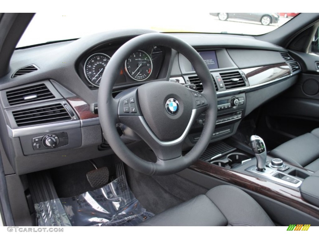 2010 BMW X5 xDrive48i Black Dashboard Photo #55772335