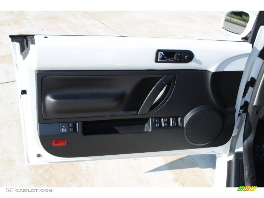 2009 Volkswagen New Beetle 2.5 Convertible Black Door Panel Photo #55773130