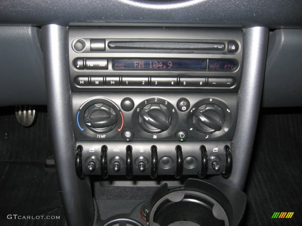 2004 Cooper S Hardtop - Electric Blue Metallic / Panther Black photo #26