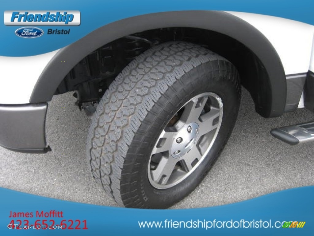 2006 F150 FX4 SuperCab 4x4 - Oxford White / Medium/Dark Flint photo #9