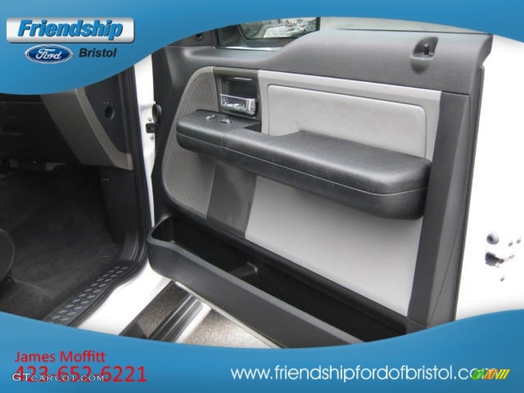 2006 F150 FX4 SuperCab 4x4 - Oxford White / Medium/Dark Flint photo #21