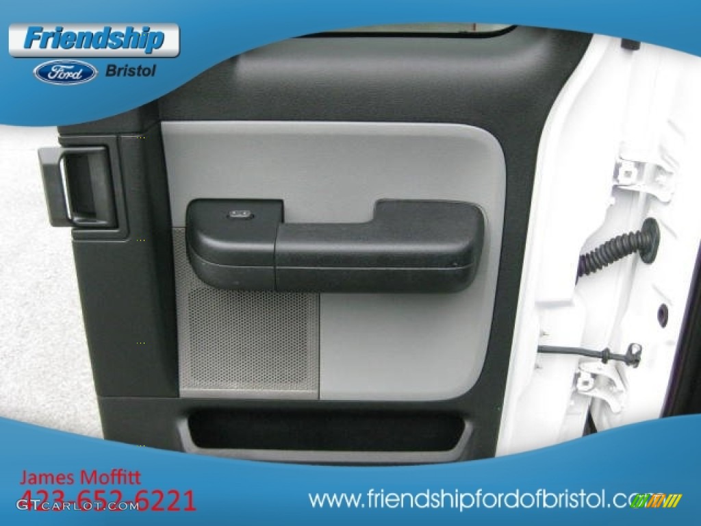2006 F150 FX4 SuperCab 4x4 - Oxford White / Medium/Dark Flint photo #24