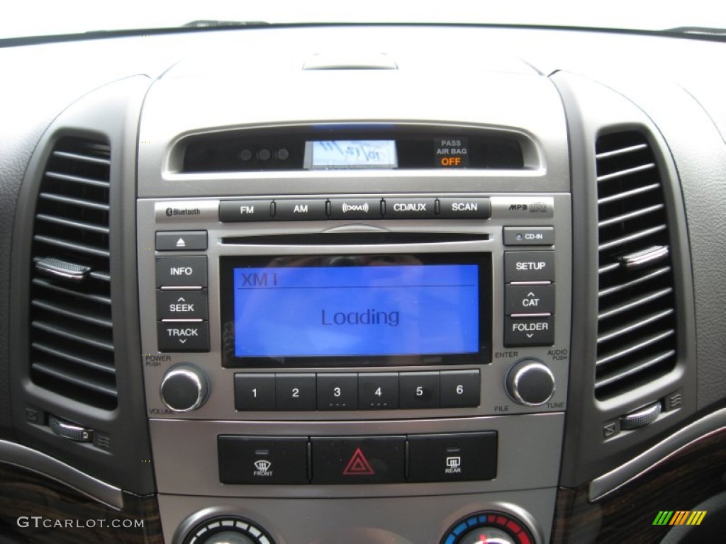2012 Hyundai Santa Fe GLS V6 AWD Audio System Photos