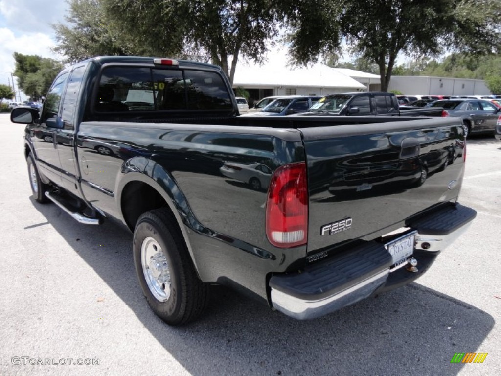 Dark Highland Green Metallic 2002 Ford F250 Super Duty XLT SuperCab Exterior Photo #55776453