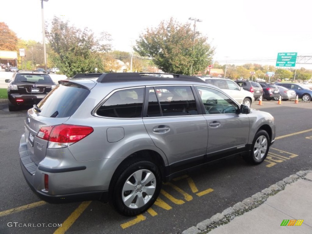 2011 Outback 2.5i Premium Wagon - Graphite Gray Metallic / Off Black photo #8