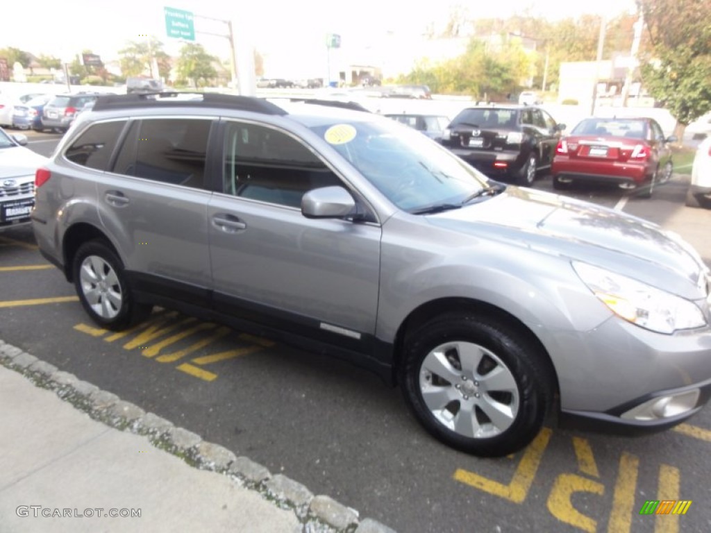 2011 Outback 2.5i Premium Wagon - Graphite Gray Metallic / Off Black photo #10