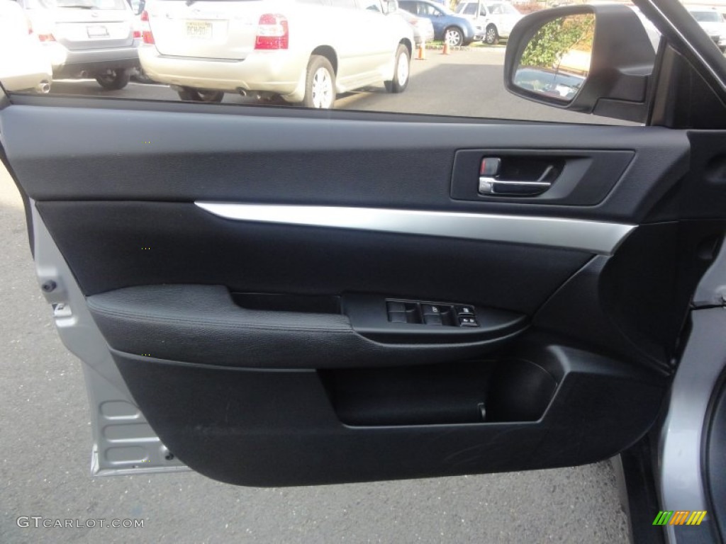2011 Outback 2.5i Premium Wagon - Graphite Gray Metallic / Off Black photo #22