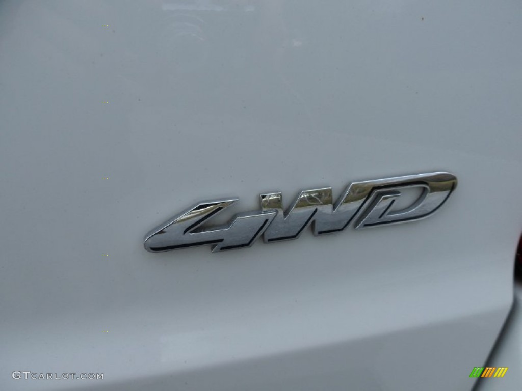 2009 Escape XLT V6 4WD - White Suede / Camel photo #7