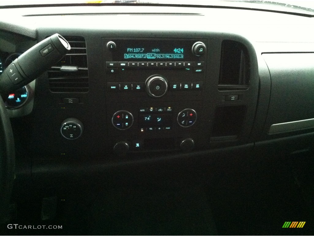 2009 Silverado 1500 LT Z71 Crew Cab 4x4 - Black / Ebony photo #11