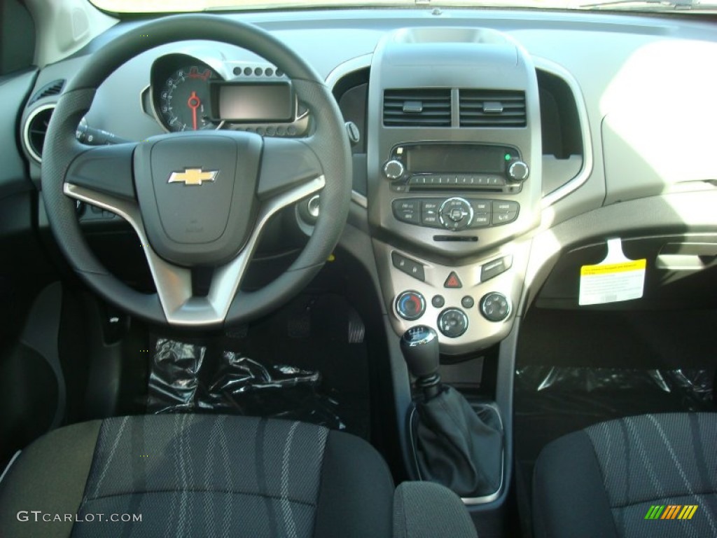 2012 Chevrolet Sonic LT Hatch Jet Black/Dark Titanium Dashboard Photo #55780235