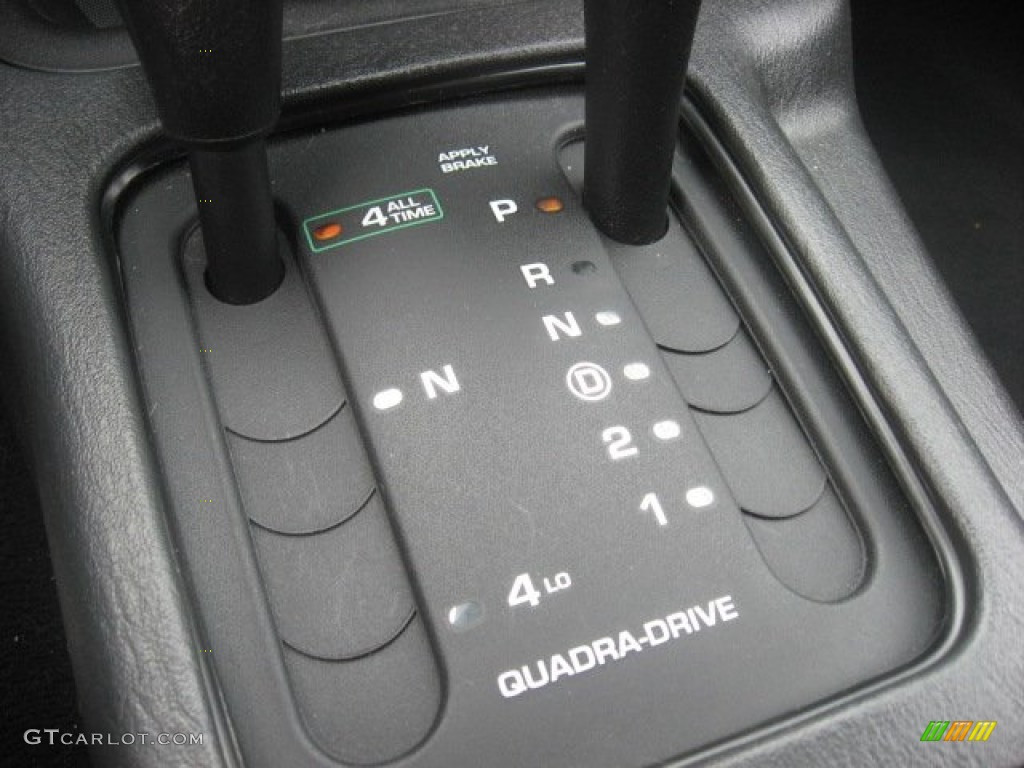2004 Jeep Grand Cherokee Limited 4x4 5 Speed Automatic Transmission Photo #55780494