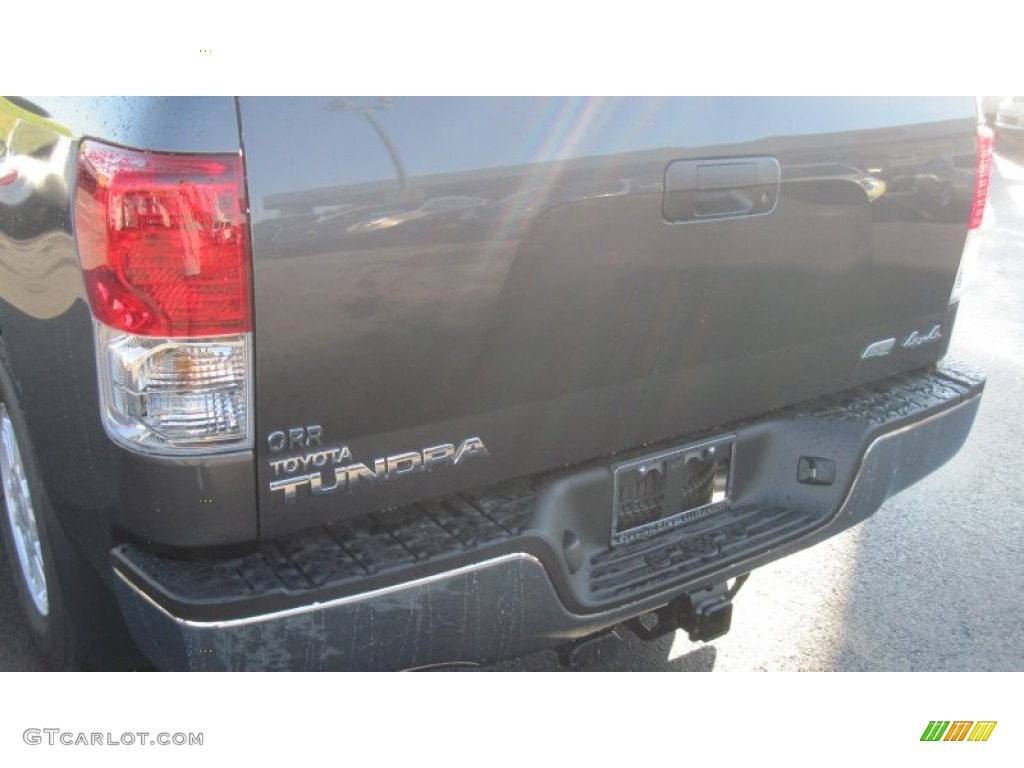 2012 Tundra Double Cab 4x4 - Magnetic Gray Metallic / Graphite photo #15