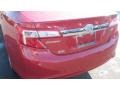 Barcelona Red Metallic - Camry XLE Photo No. 16