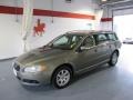 Caper Green Metallic 2009 Volvo V70 3.2