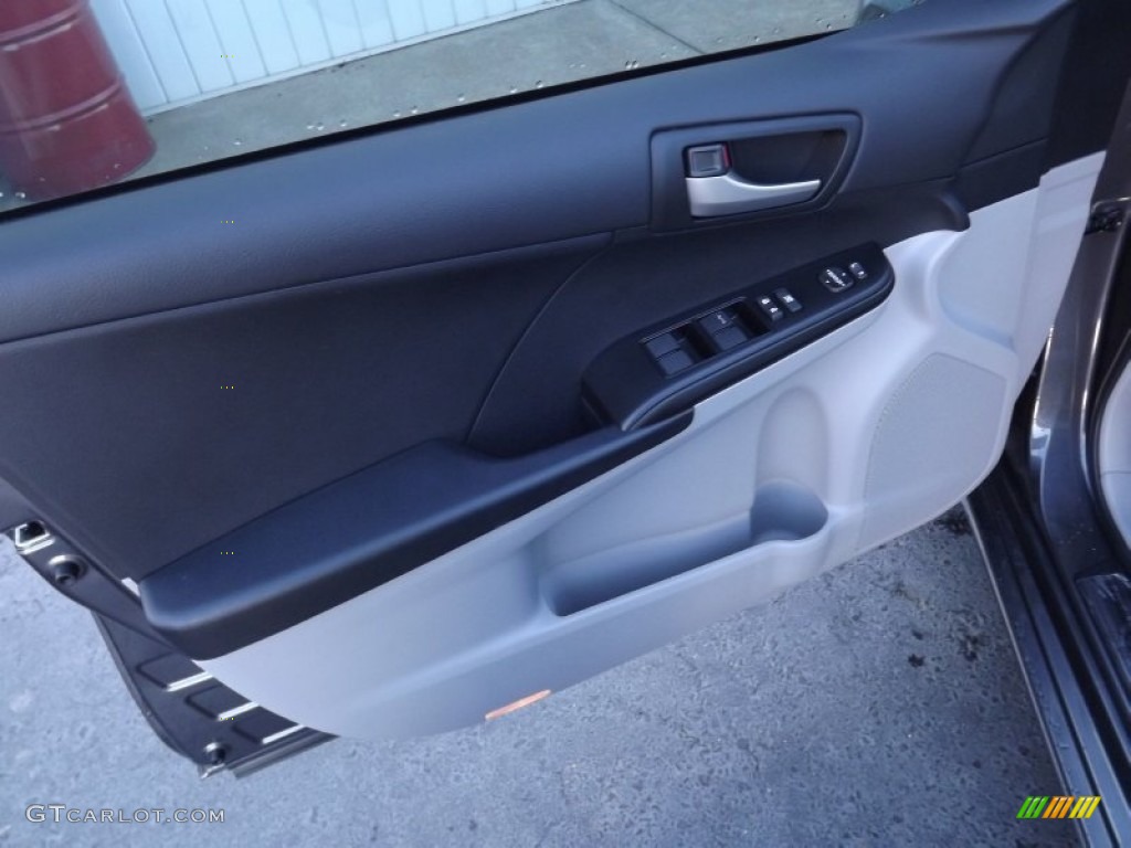 2012 Toyota Camry LE Ash Door Panel Photo #55788191
