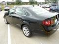 Black - Jetta SE Sedan Photo No. 5