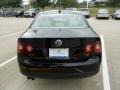 Black - Jetta SE Sedan Photo No. 6