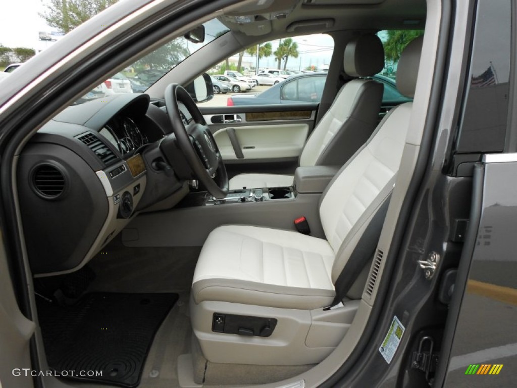 Latte Macchiatto/St. Tropez Interior 2010 Volkswagen Touareg TDI 4XMotion Photo #55788624