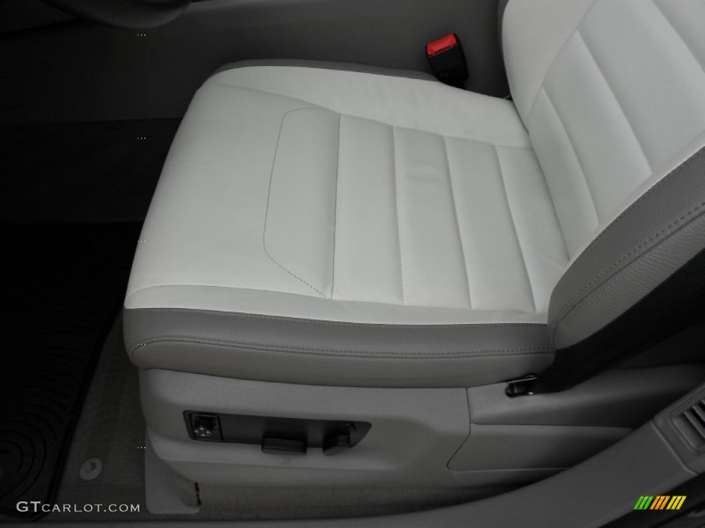 Latte Macchiatto/St. Tropez Interior 2010 Volkswagen Touareg TDI 4XMotion Photo #55788632