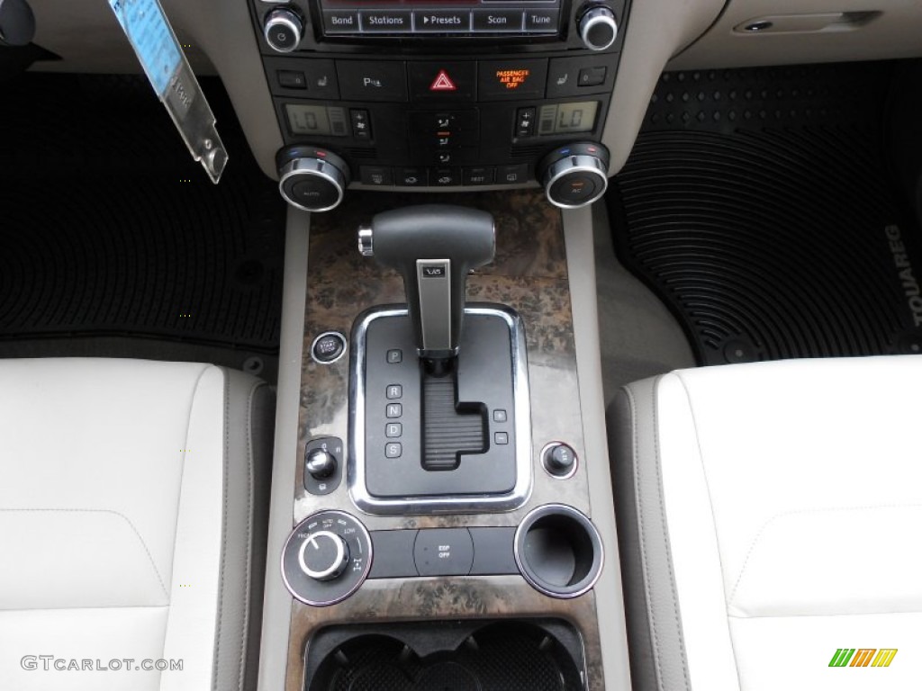 2010 Volkswagen Touareg TDI 4XMotion 6 Speed Tiptronic Automatic Transmission Photo #55788719