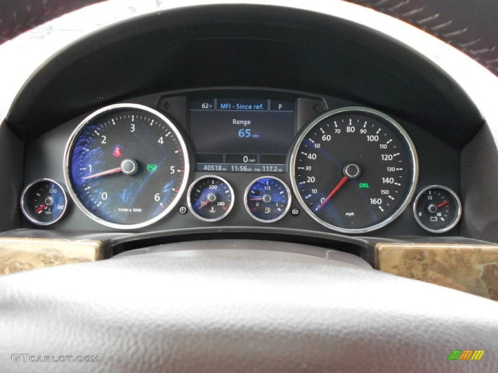 2010 Volkswagen Touareg TDI 4XMotion Gauges Photo #55788827