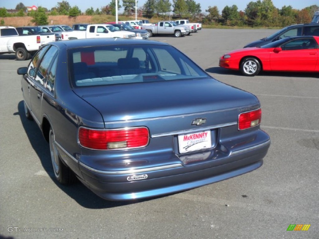 1994 Caprice Sedan - Medium Adriatic Blue Metallic / Gray photo #3