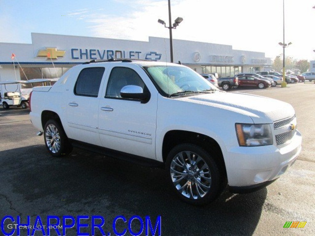 White Diamond Tricoat Chevrolet Avalanche