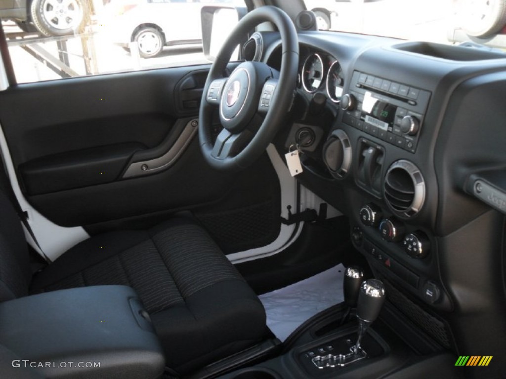 2012 Wrangler Sport S 4x4 - Bright White / Black photo #19