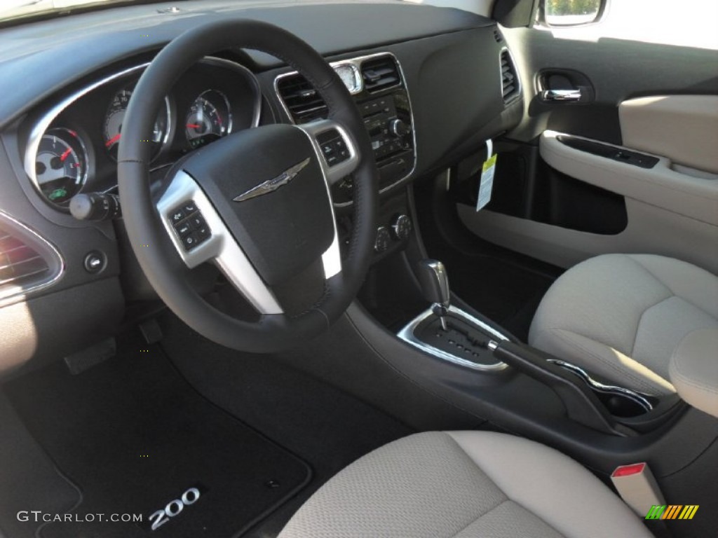 2012 200 Touring Sedan - Bright White / Black/Light Frost photo #24