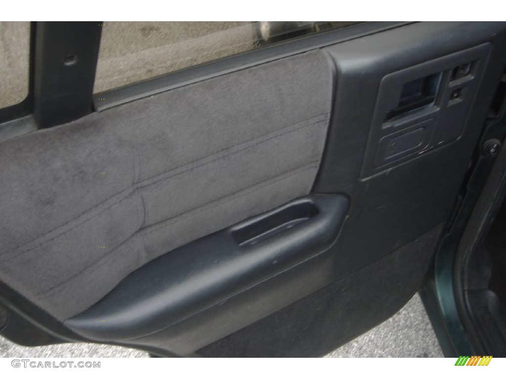 1994 S10 Blazer 4x4 - Forest Green Metallic / Gray photo #16