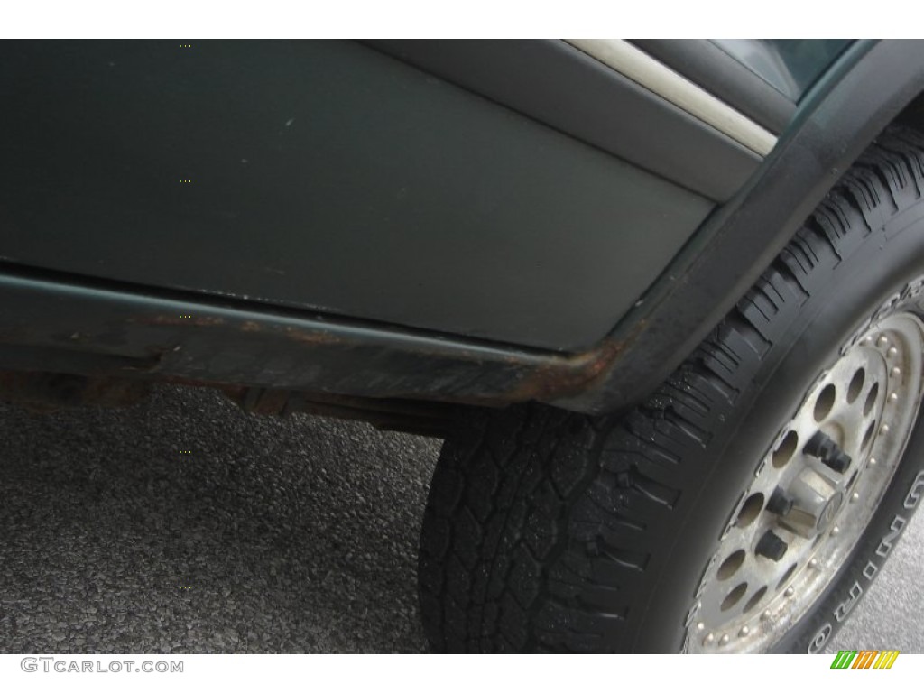 1994 S10 Blazer 4x4 - Forest Green Metallic / Gray photo #30