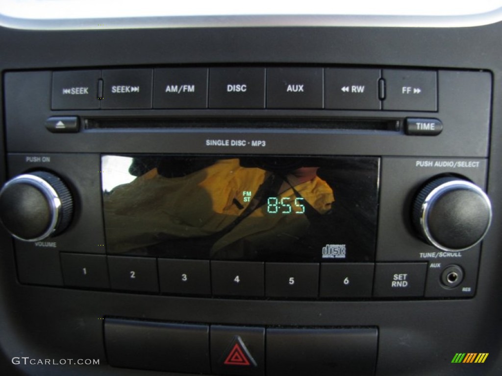 2011 Dodge Avenger Express Audio System Photo #55794926